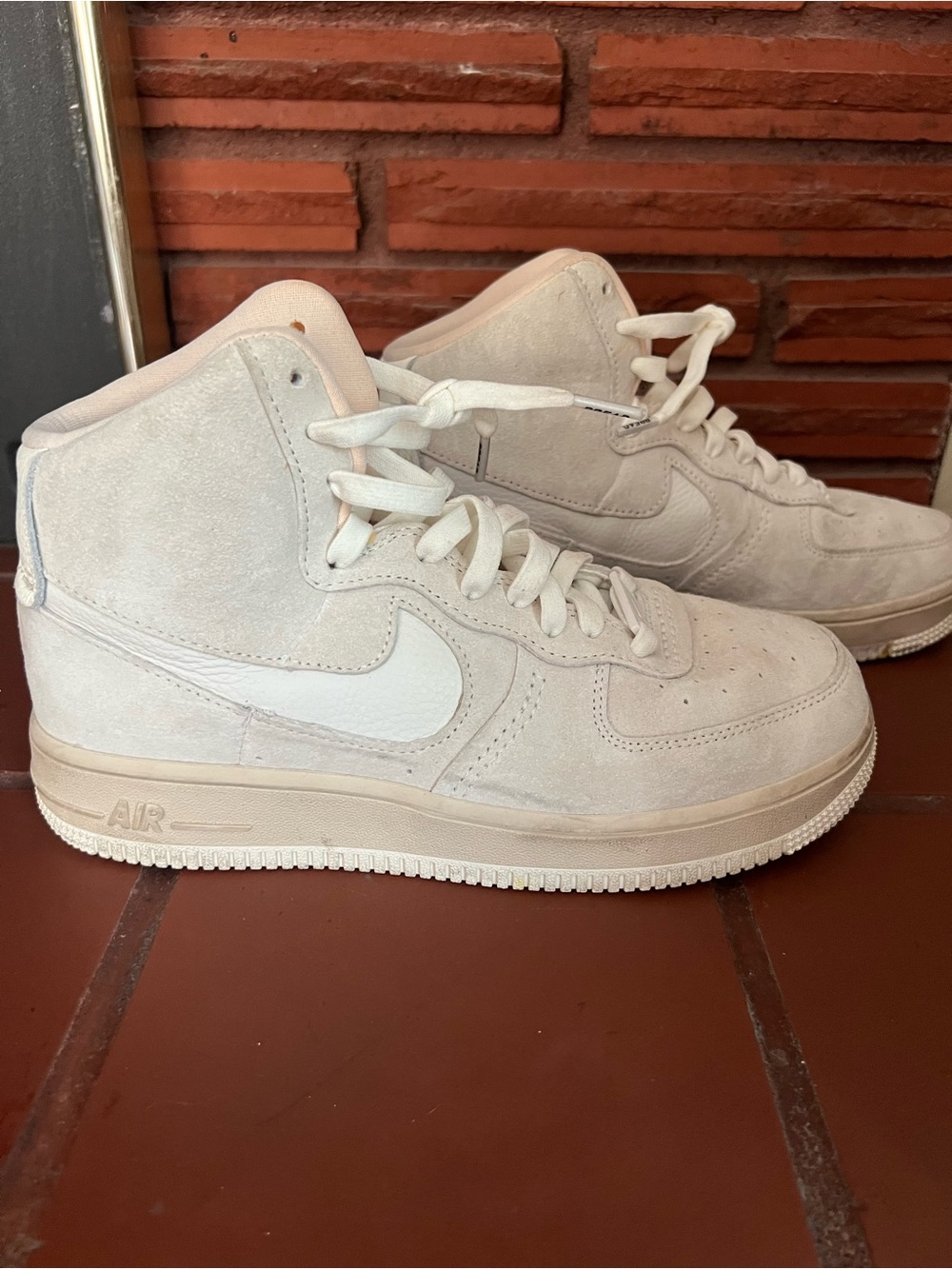 Nike High-Top Suede Sneakers Air Force 1 Sculpt Sail Sesame Cream 7 Bread Laces